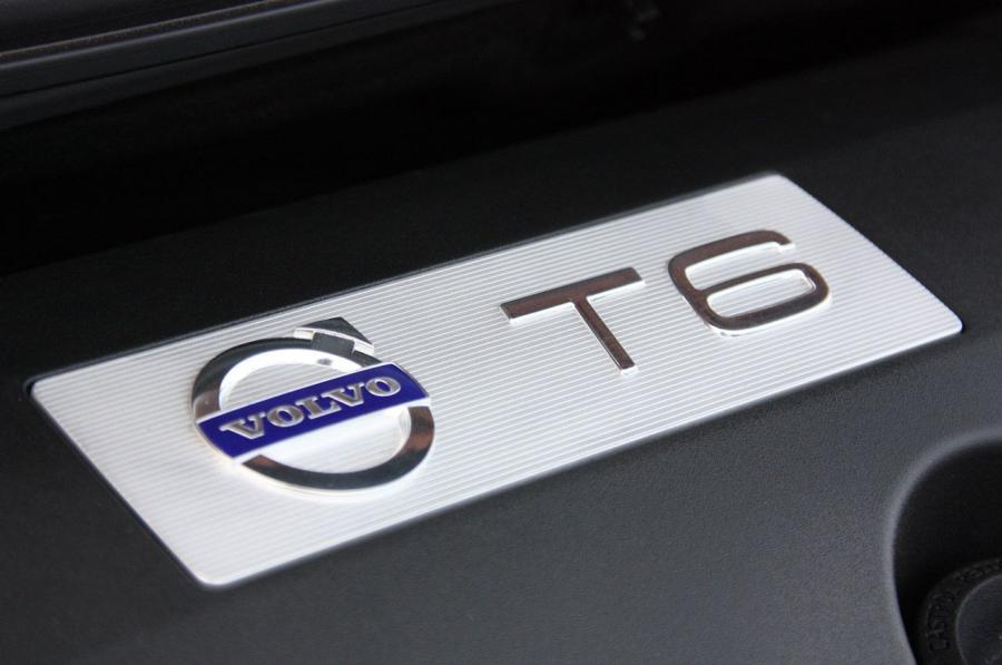  Volvo S60 2010 года  (фото 168 из 226)
